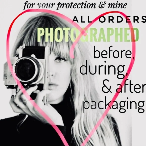 AURA TITANIUM BRACELET - Picture 3 of 3